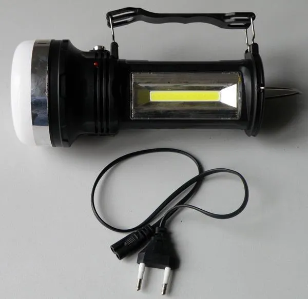 Portable LED lamp/torch