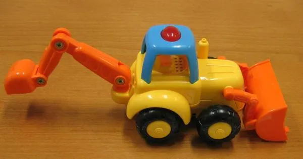 Toy car