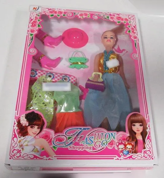 Plastic doll set