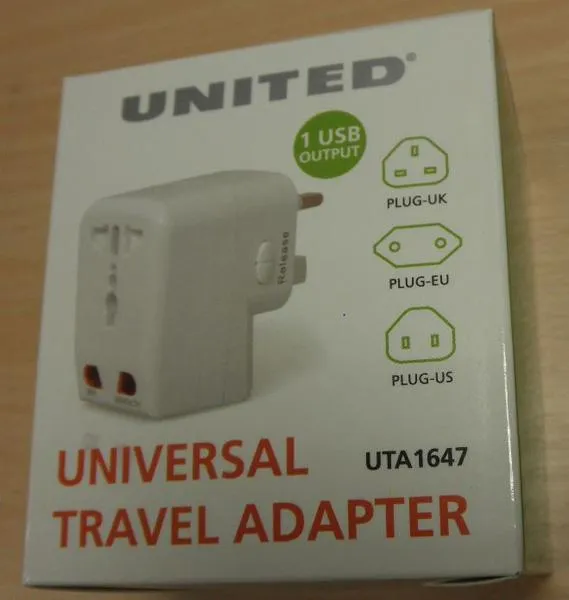Travel plug adapter