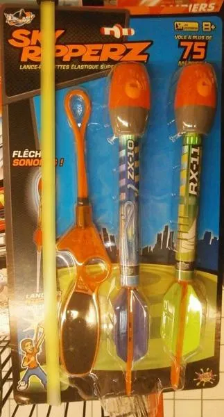 Slingshot with whistle