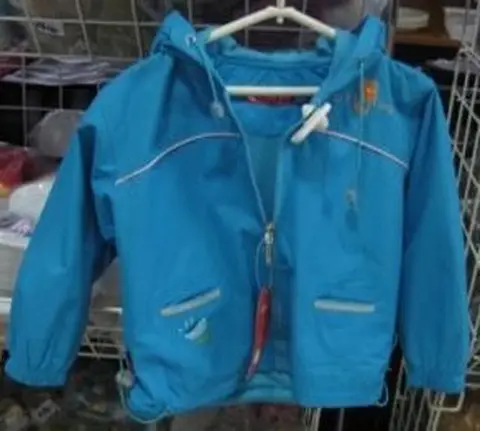 Children’s jacket with hood