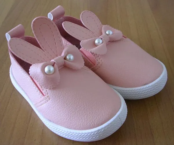 Children's shoes