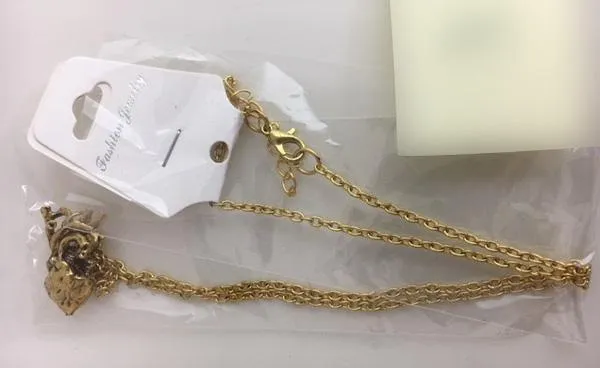 Necklace with pendant