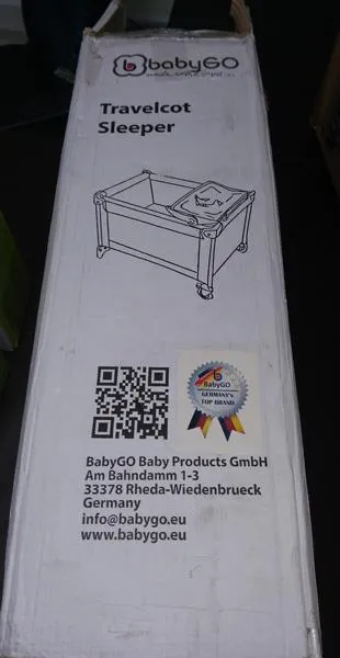 Travel cot