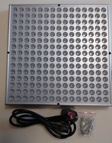 LED plant light