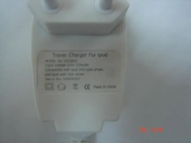 Зарядное устройство «Travel Charger for iPod» (NOT ORIGINAL PR