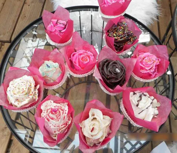 Wax roses