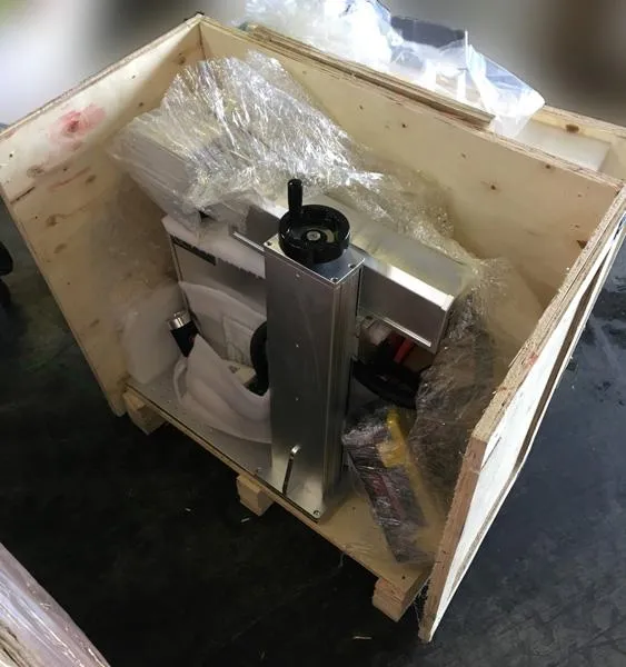 Laser engraving machine