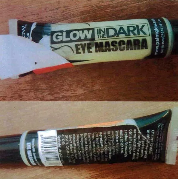 Neon – coloured cosmetic products