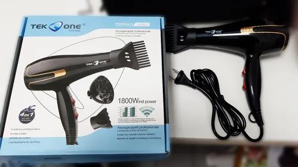 Hairdryer