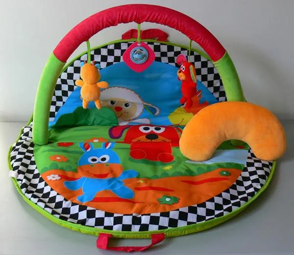Развивающий игровой коврик