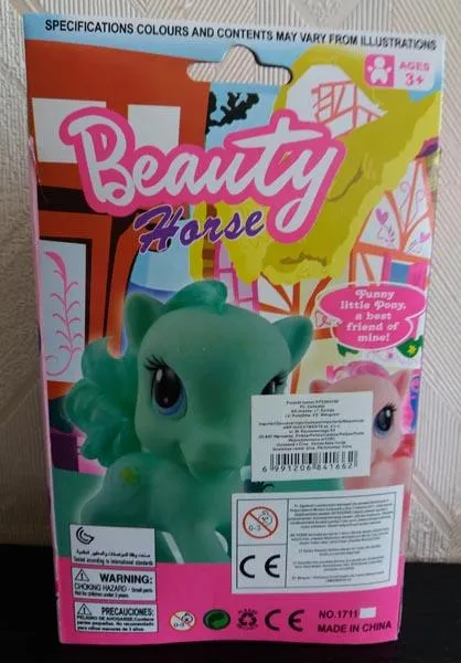 Plastic horse set