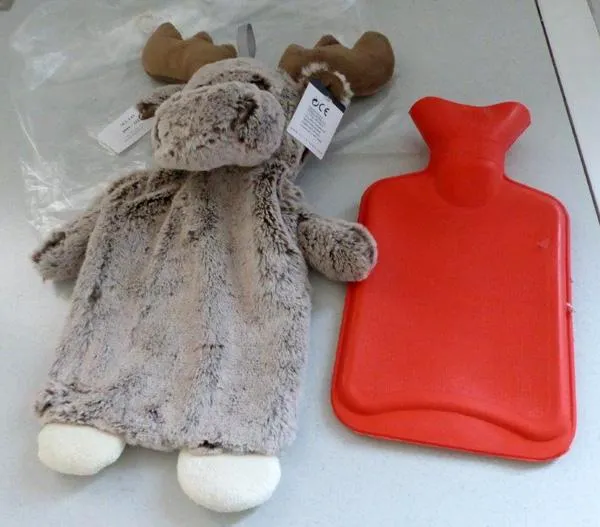 Hot water bottle