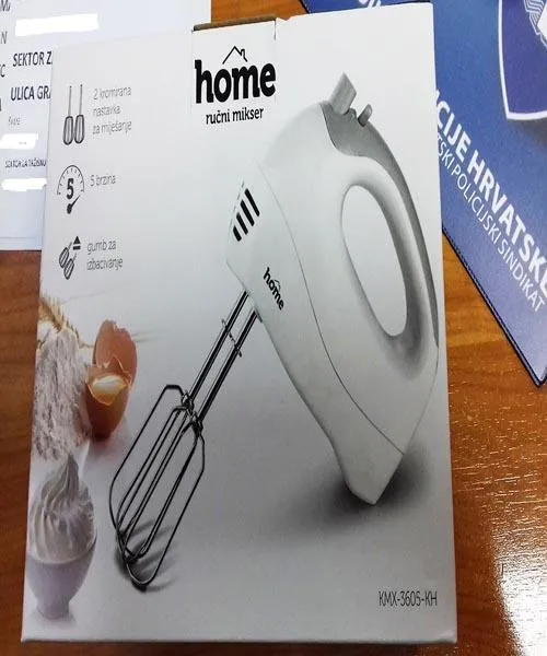 Hand mixer