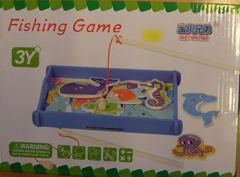 Magnetic fishing toy