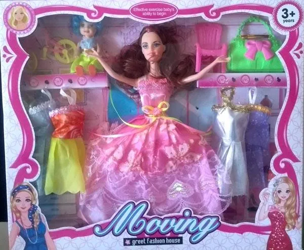 Plastic doll set