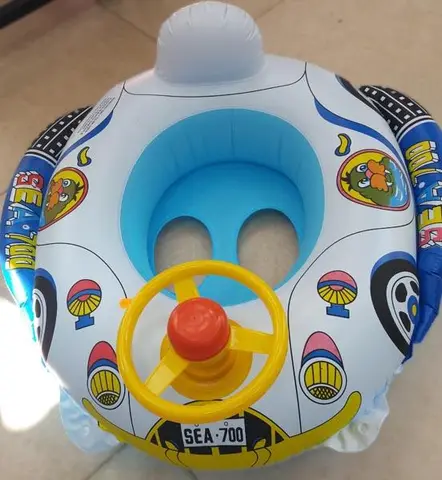 Floating seat with steering wheel