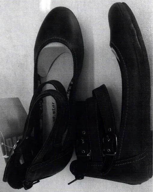 Ladies’ sandals