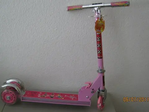 Самокат «Happy Time CCTV-7»