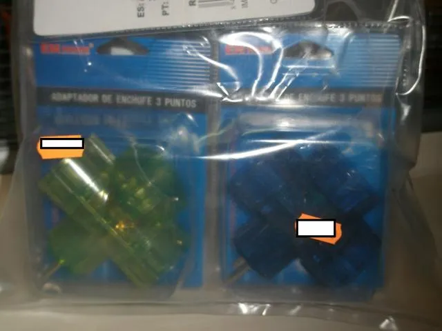 Three-way socket adaptor