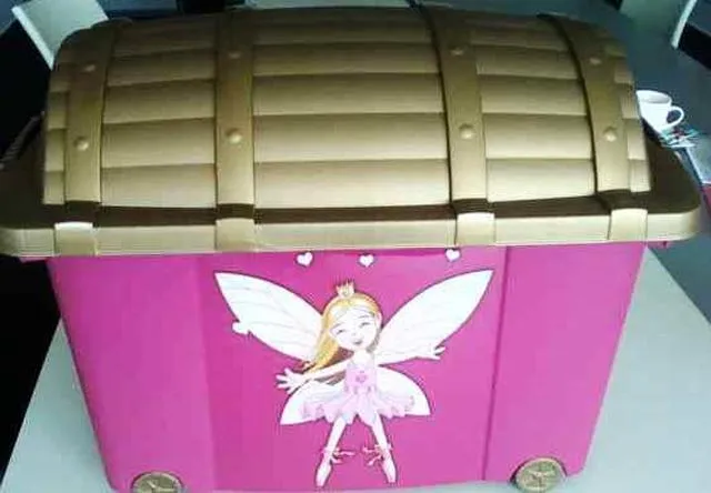 Toy box