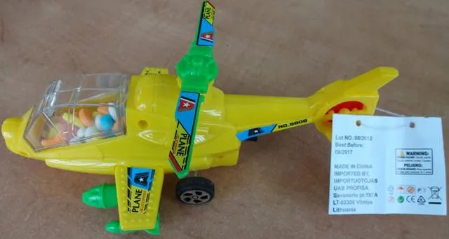 Игрушка со сладостями
