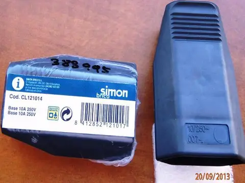 Plug adaptor