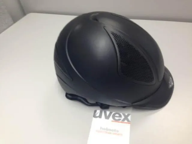 Equestrian helmet